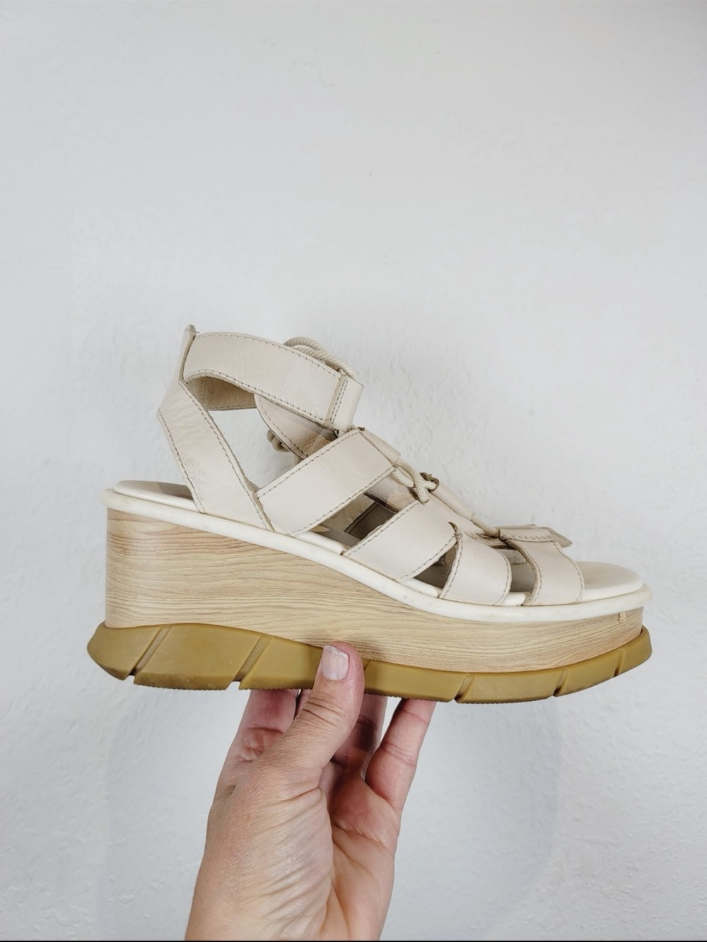 Sorel Joanie lll Cream Platform Gladiator Sandal, Size 7.5